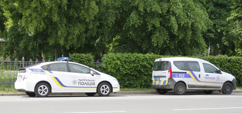 До міськради викликали копів