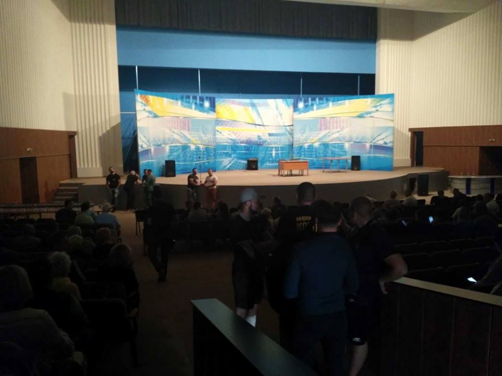 Голосування незабаром розпочнеться