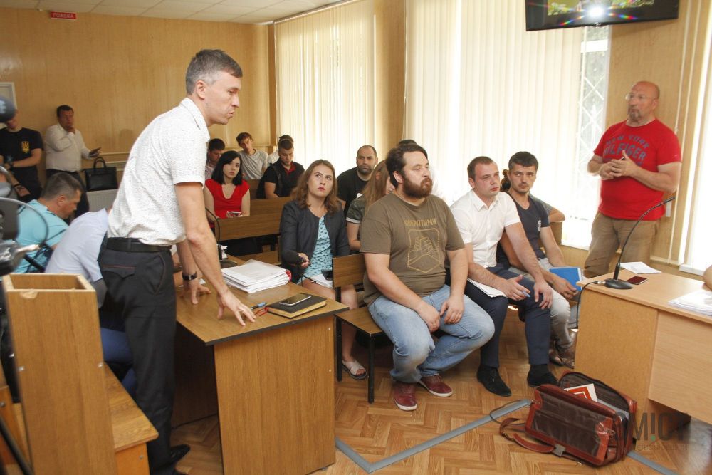 У судовому засіданні з приводу Кривавої арки