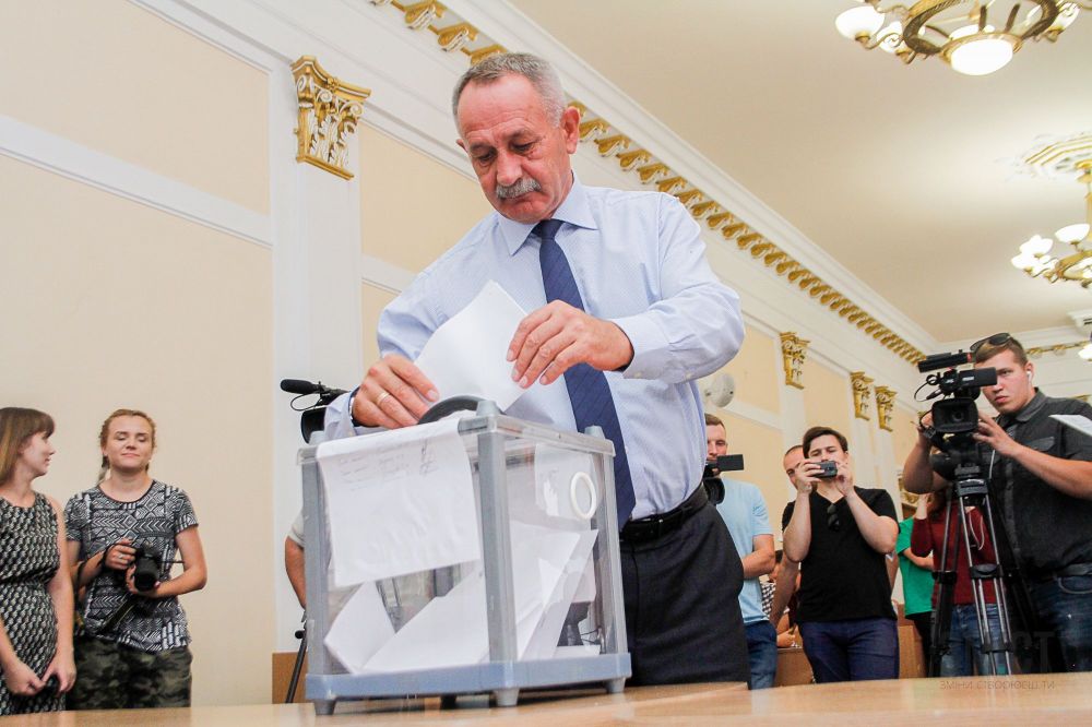 Під час таємного голосування